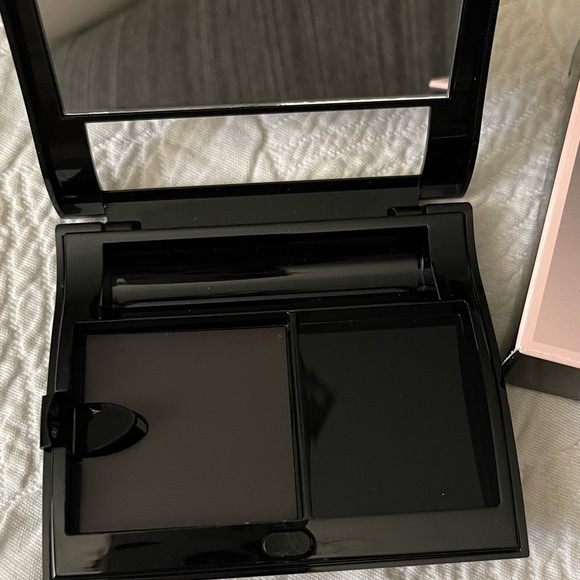 Mary Kay Compact. New - Picture 8 of 9